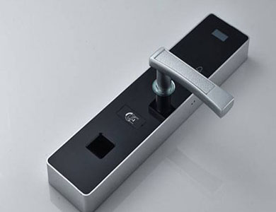 罗定24小时上门开锁公司