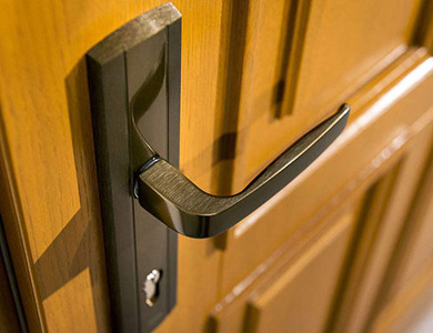 罗定24小时上门开锁公司